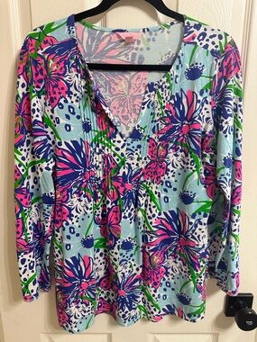 Lilly Pulitzer Braylen Blouse w/Pintucks Leopard Pink Blue Long Sleeves Size M